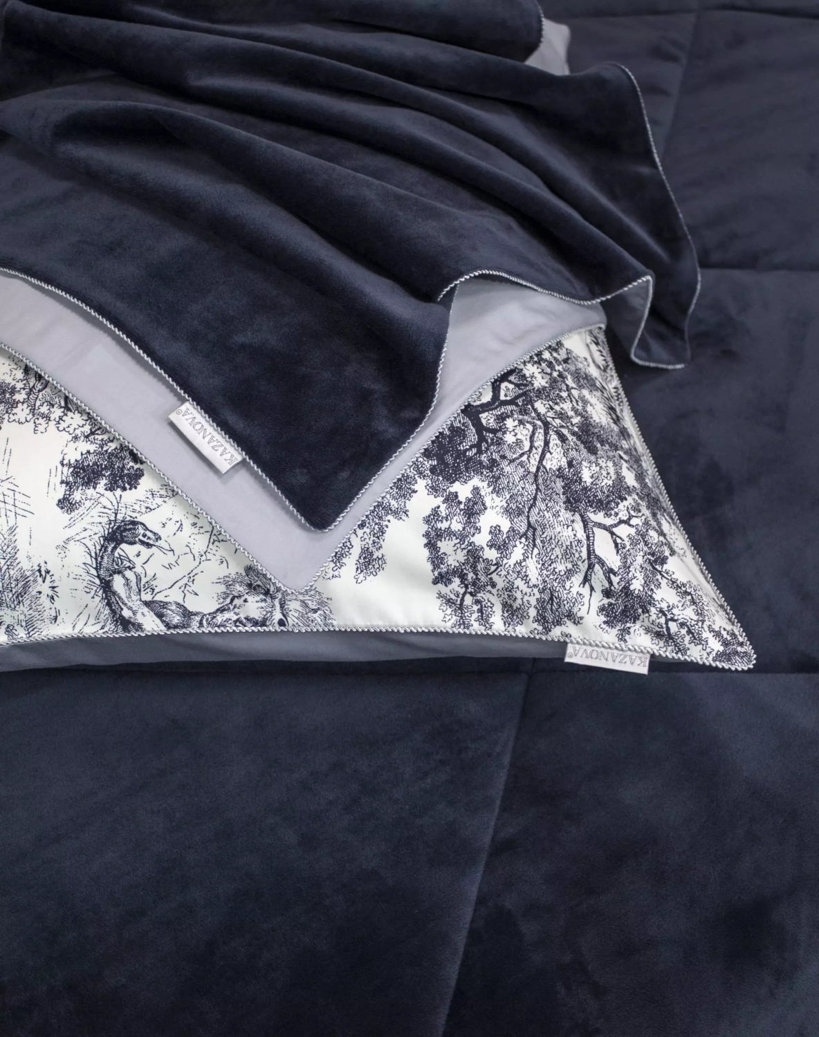 Комплект с одеялом KAZANOV.A “Нала” индиго жемчуг (египетский хлопок-велюр), 1.5 спальный