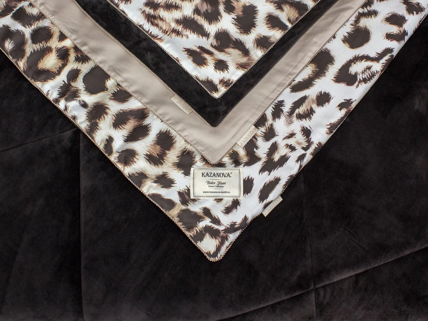 Комплект с одеялами KAZANOV.A “Барс” жемчужный трюфель (египетский хлопок-велюр), евро