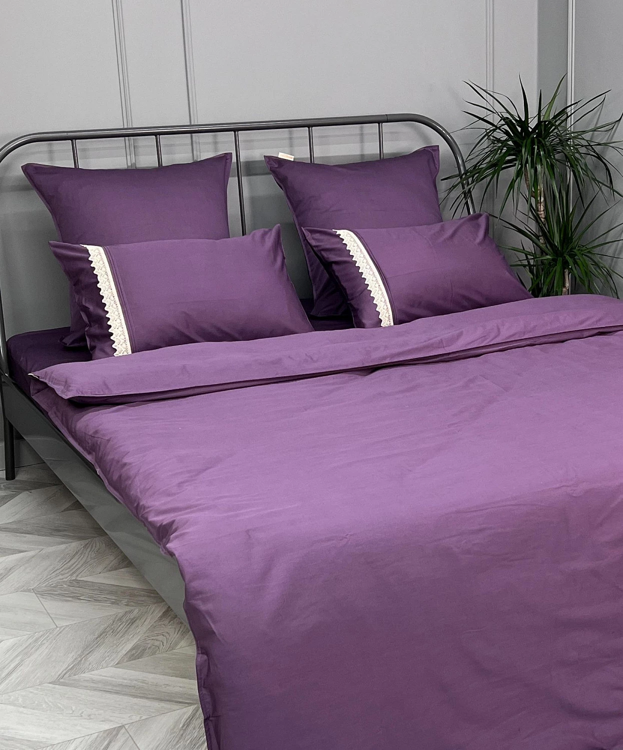 Комплект постельного белья Karteks "Сатин однотонный с кружевом" SOG-015, евро