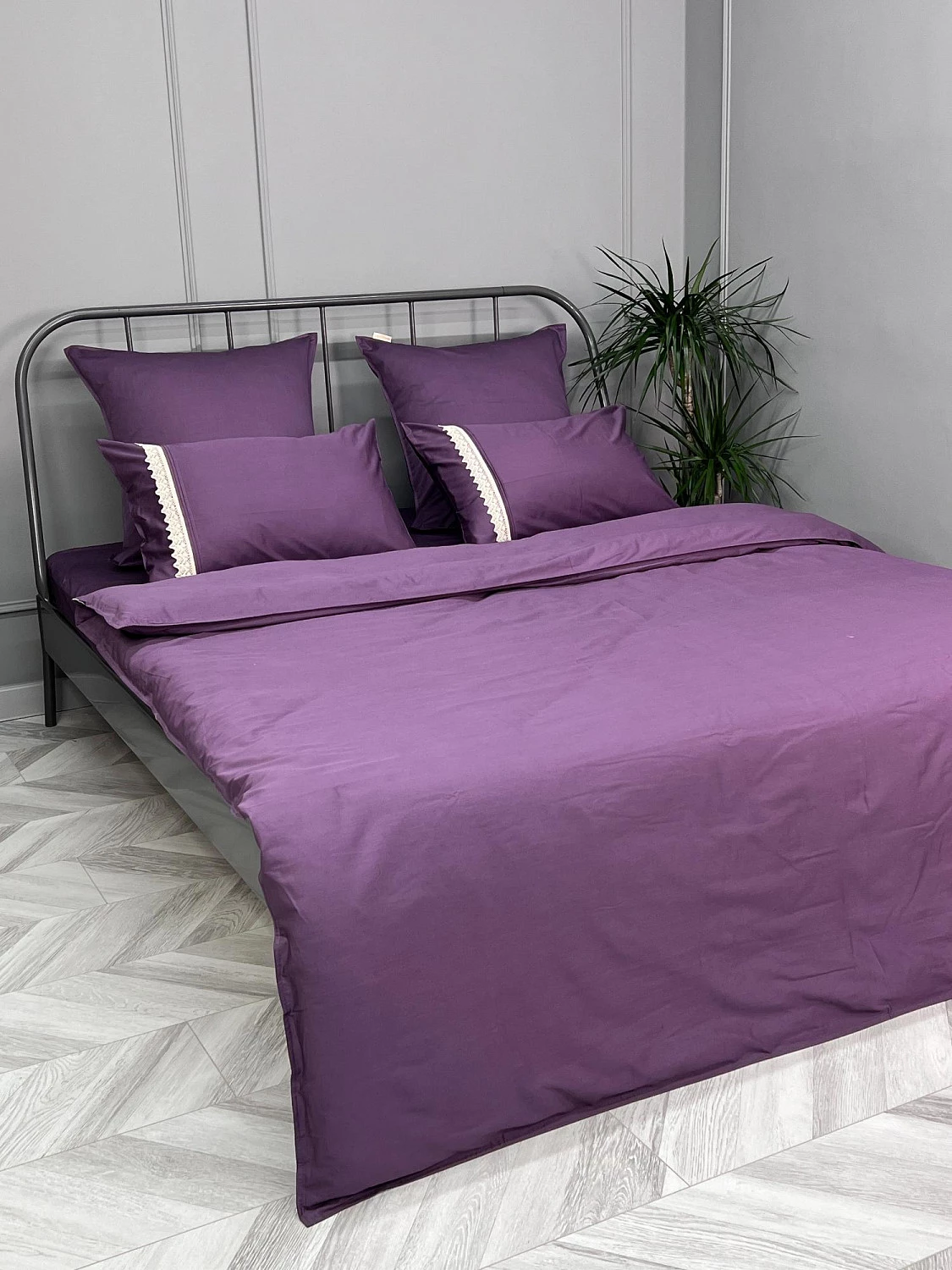 Комплект постельного белья Karteks "Сатин однотонный с кружевом" SOG-015, евро