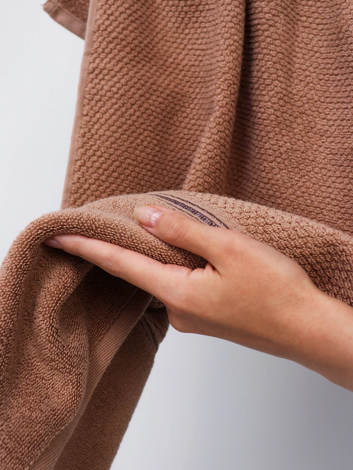 Махровое полотенце DonCotton “Lusso” (мокко), 70х140