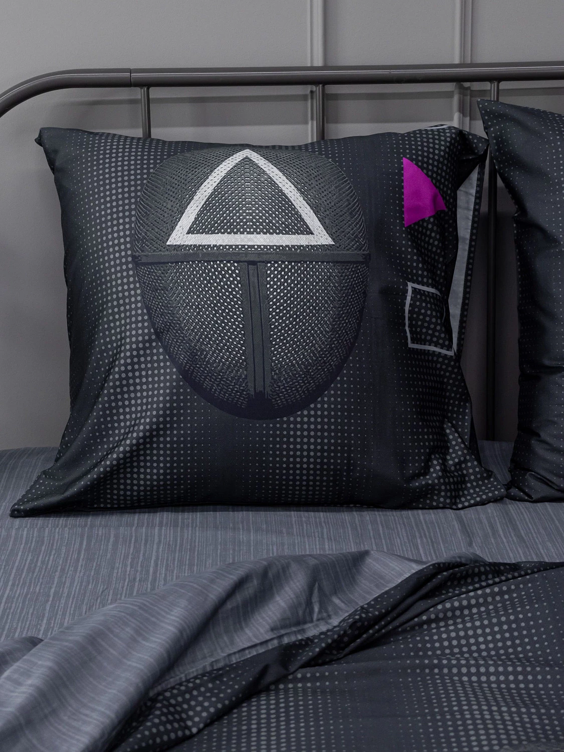 Комплект постельного белья Волшебная ночь Игра в кальмара "Over seer" (сатин), евро