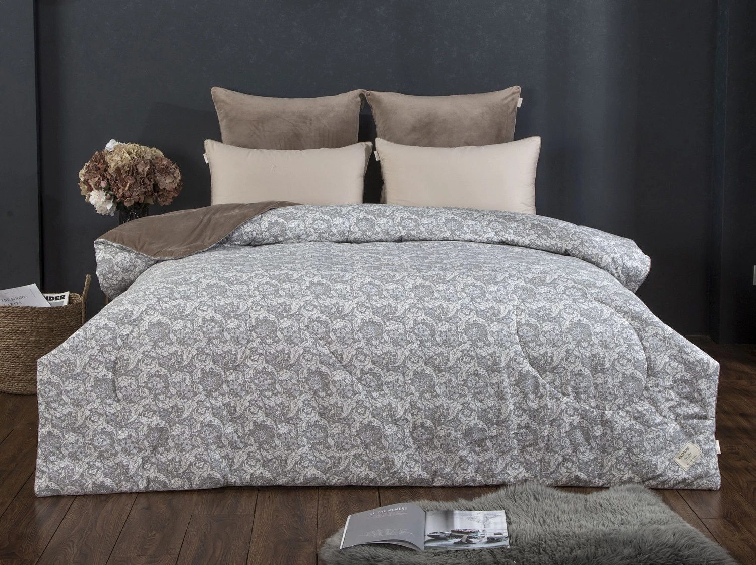 Комплект с одеялом KAZANOV.A “Остин” бежевый платина (хлопок-велюр), евро